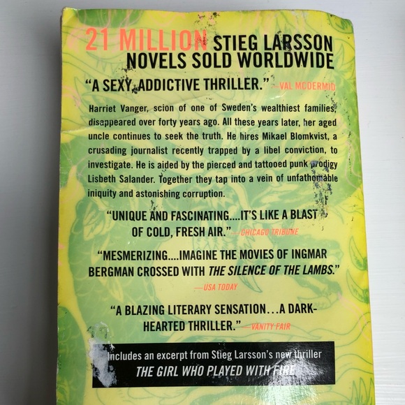 New York Times Bestseller Book Set - Picture 3 of 13